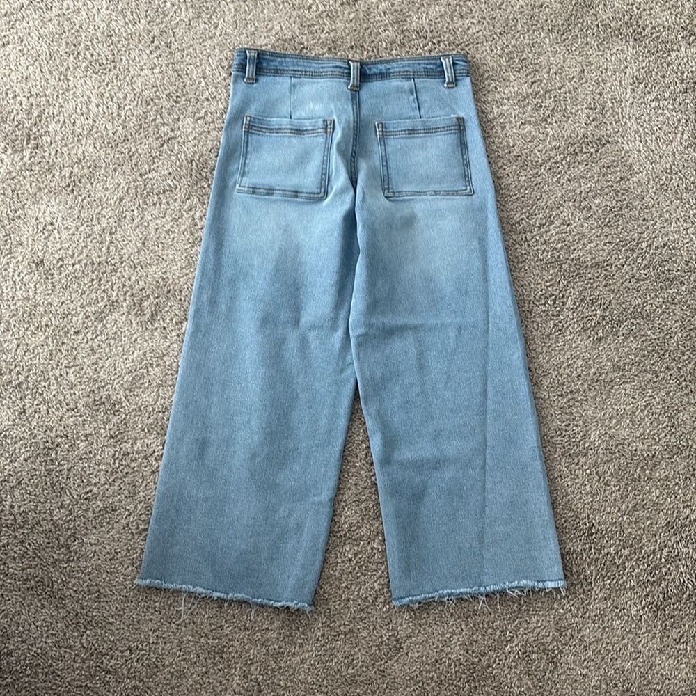Girls Wonder Nation Wide Leg Light Wash Denim Jeans- L 10-12 - Picture 2 of 3